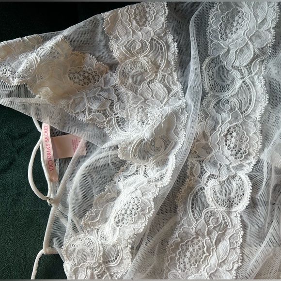 Victoria’s Secret Vintage Bridal Slip – Medium – Sheer Lace & Mesh - Picture 3 of 3